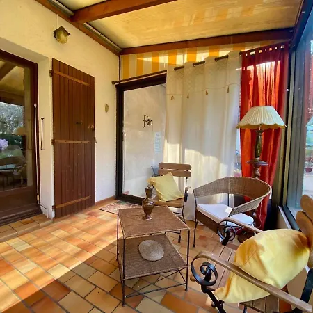 Maison Familiale De Charme Calme Proche Sisteron Vakantiehuis